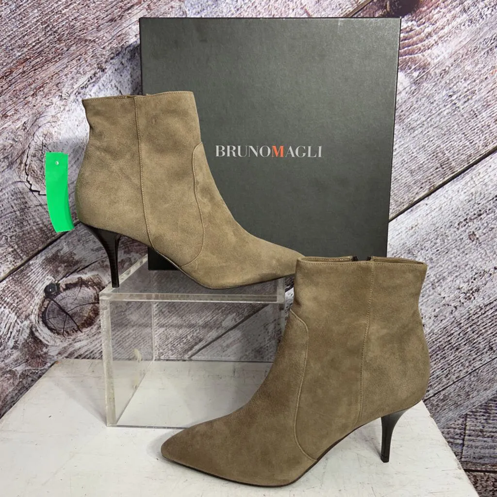 BRUNOMAGLI TAUPE SUEDE ANKLE BOOTIES SIZE 40/10 NWB TCC