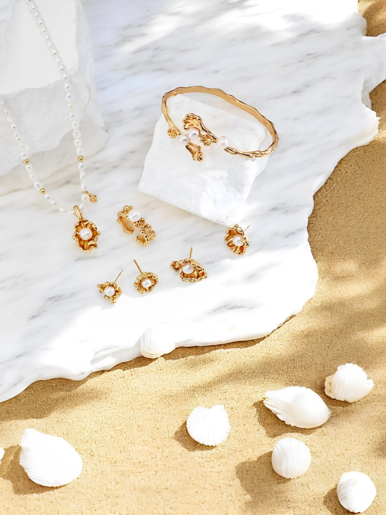 Carlotta  - Wave Design Pearl Earrings