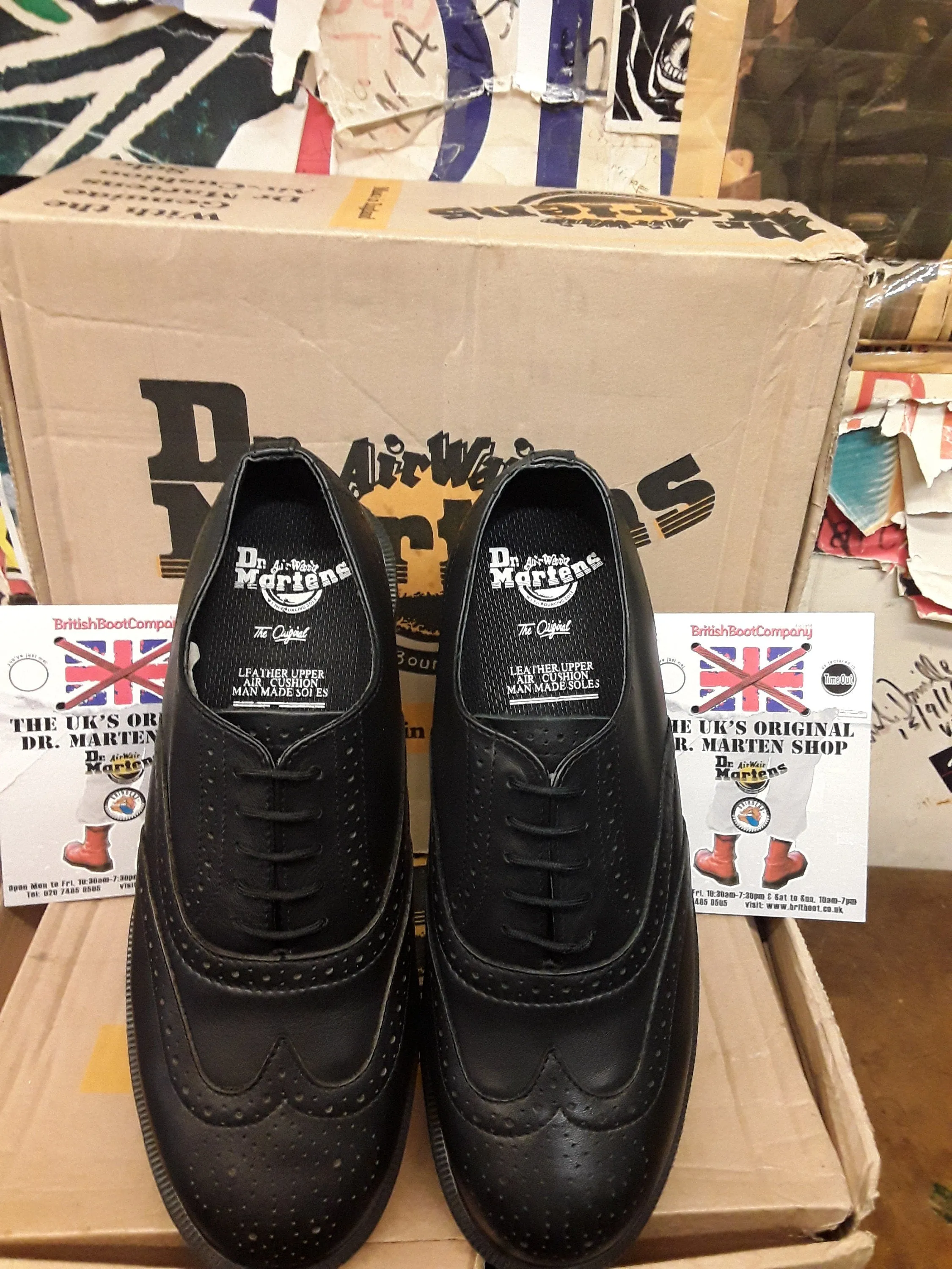 Dr Martens 9475 Black Waxy Brogue Size 7