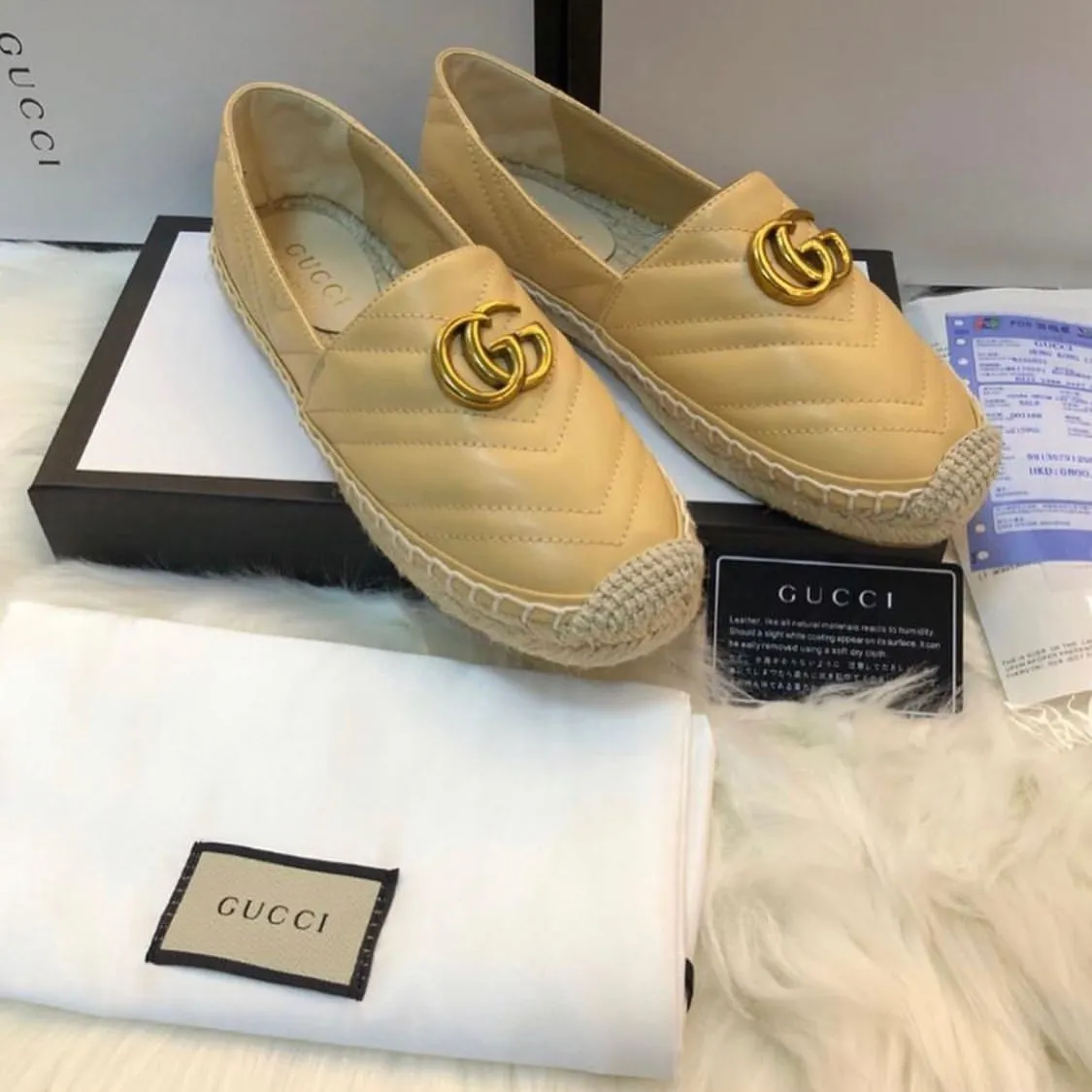 Luxury Shoes - GUC - 6446