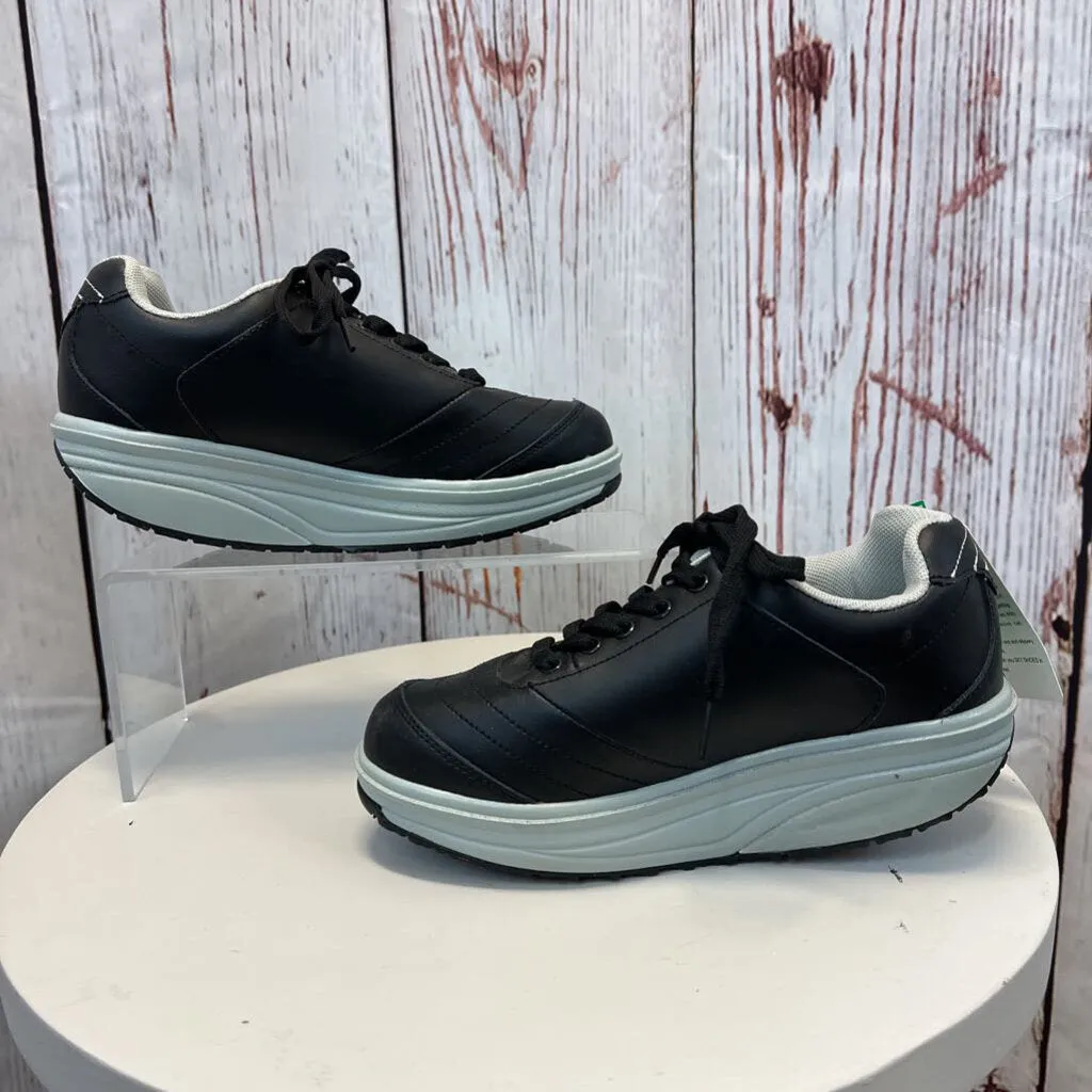 NWT SKY SHOES BLACK GREY FUNCTION SHOES SIZE 8.5 TC3